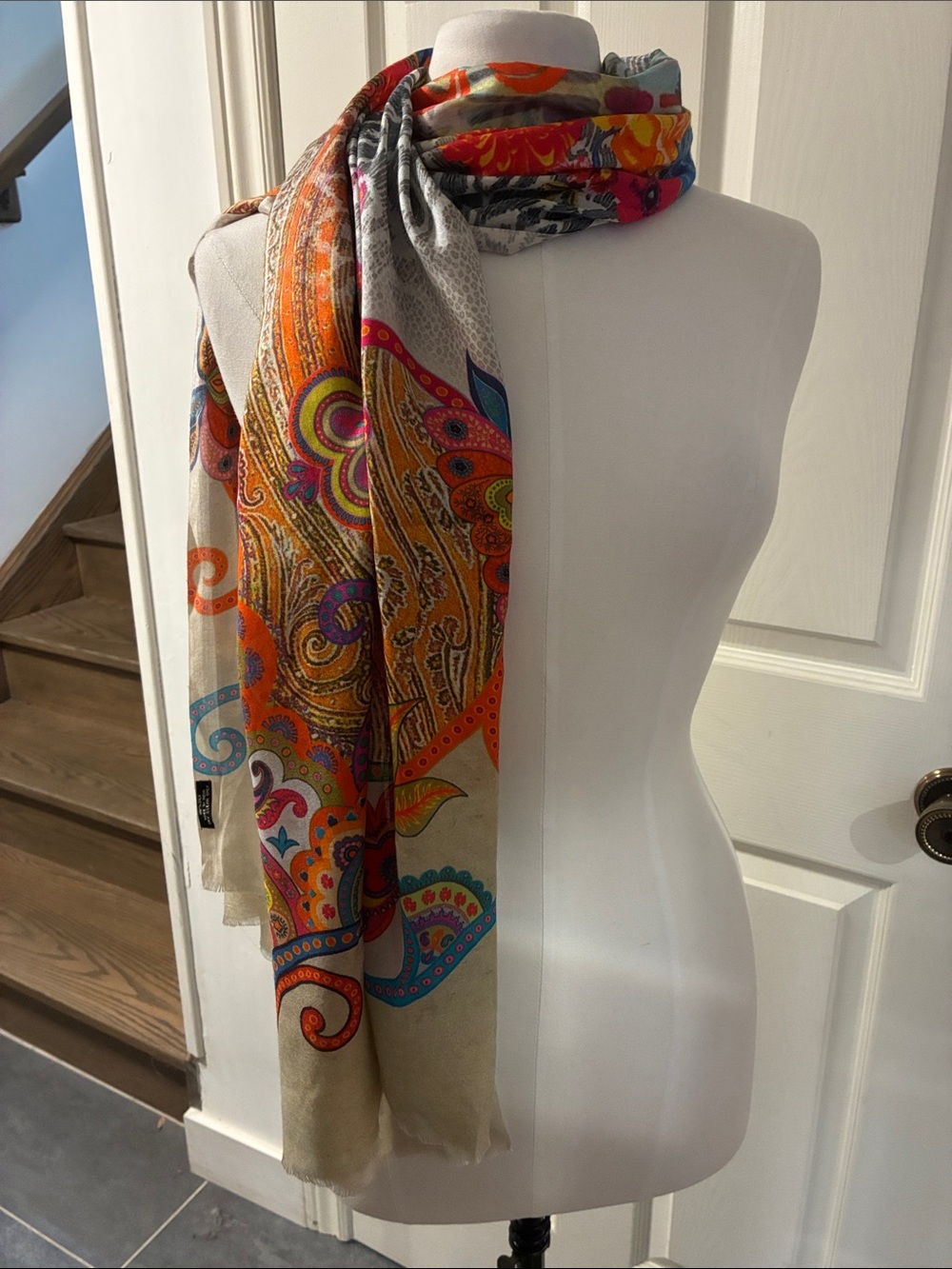 Colorful Paisley Print Scarf - Multicolor